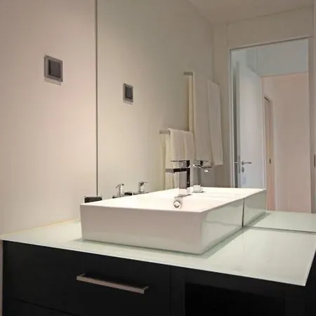 Apartament Astro Madeira