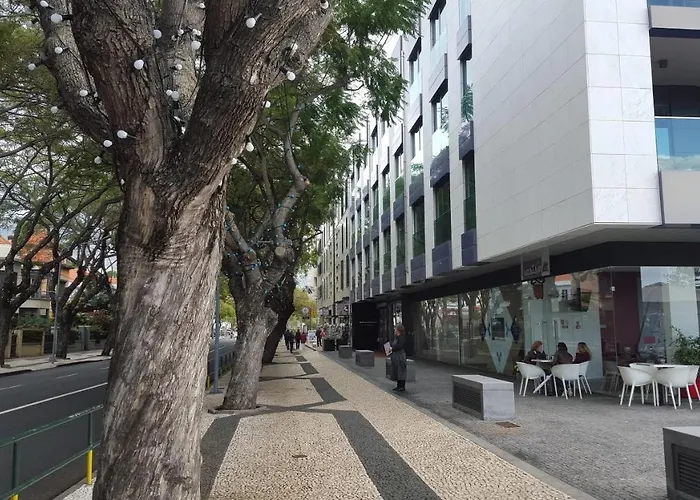 Astro Madeira פונשל