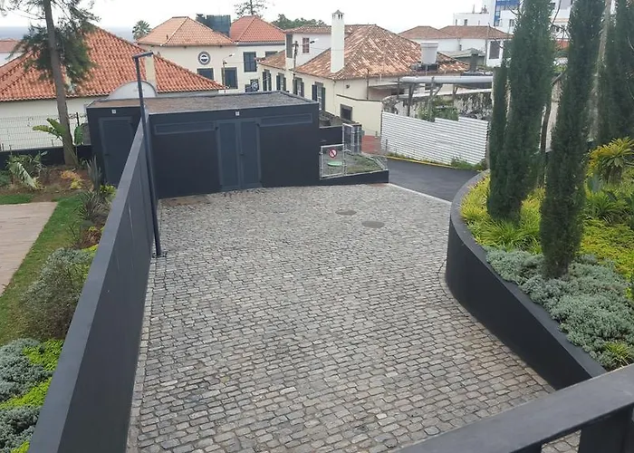 Astro Madeira פונשל