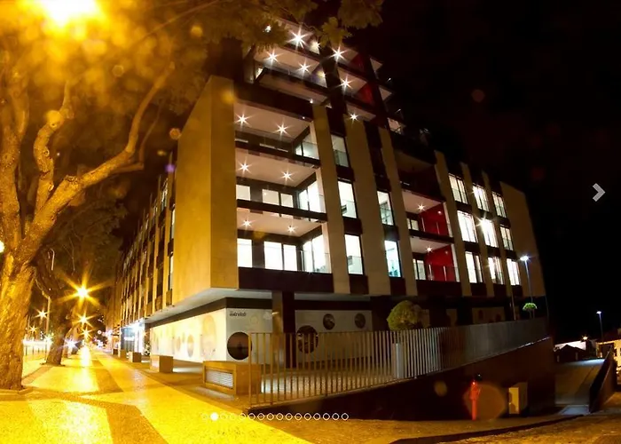 Astro Madeira פונשל